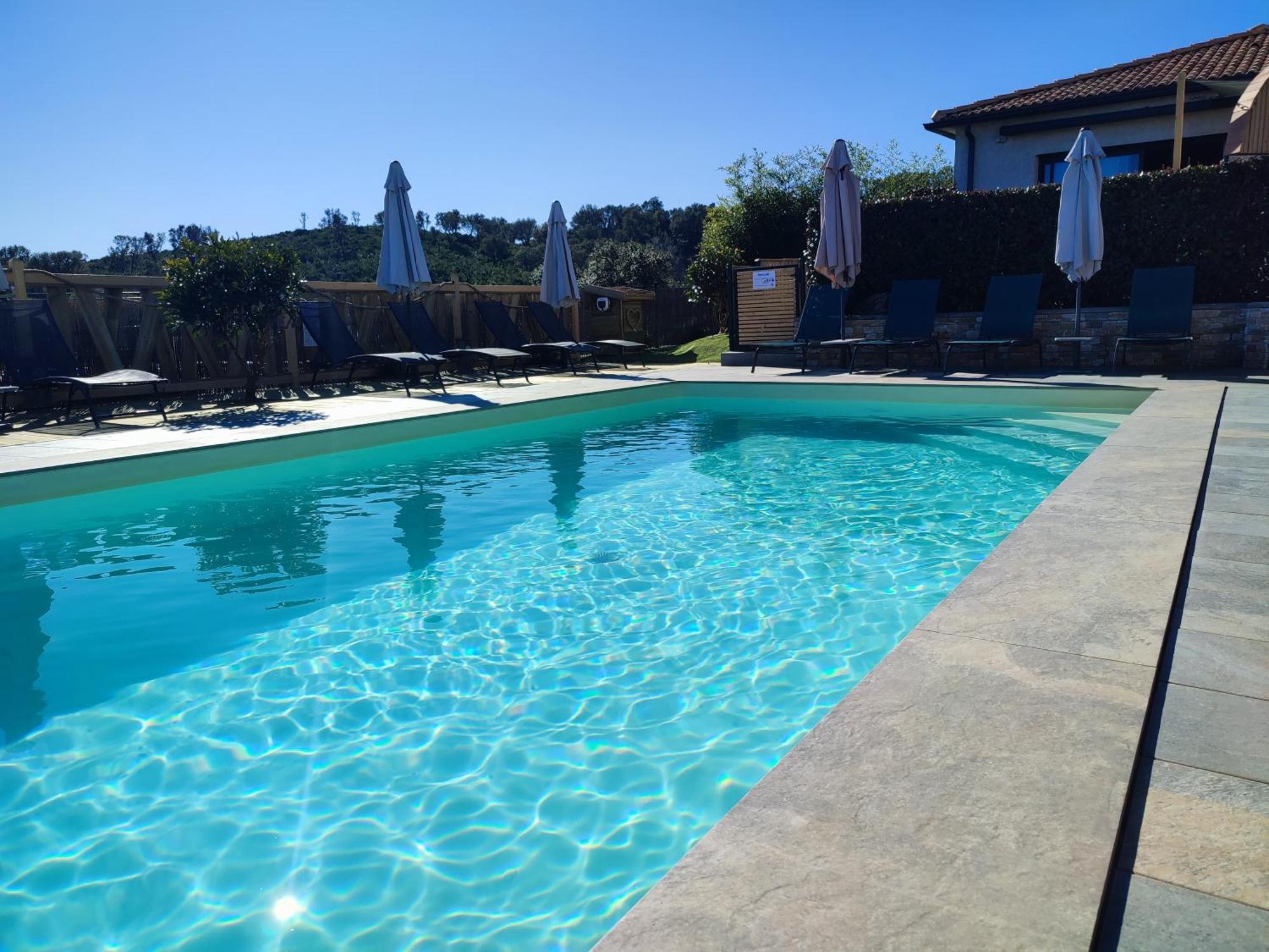 Cote Et Mer - Appartement Haut Standing Dans Villa Avec Piscine Et Vue Mer Taglio-Isolaccio Εξωτερικό φωτογραφία