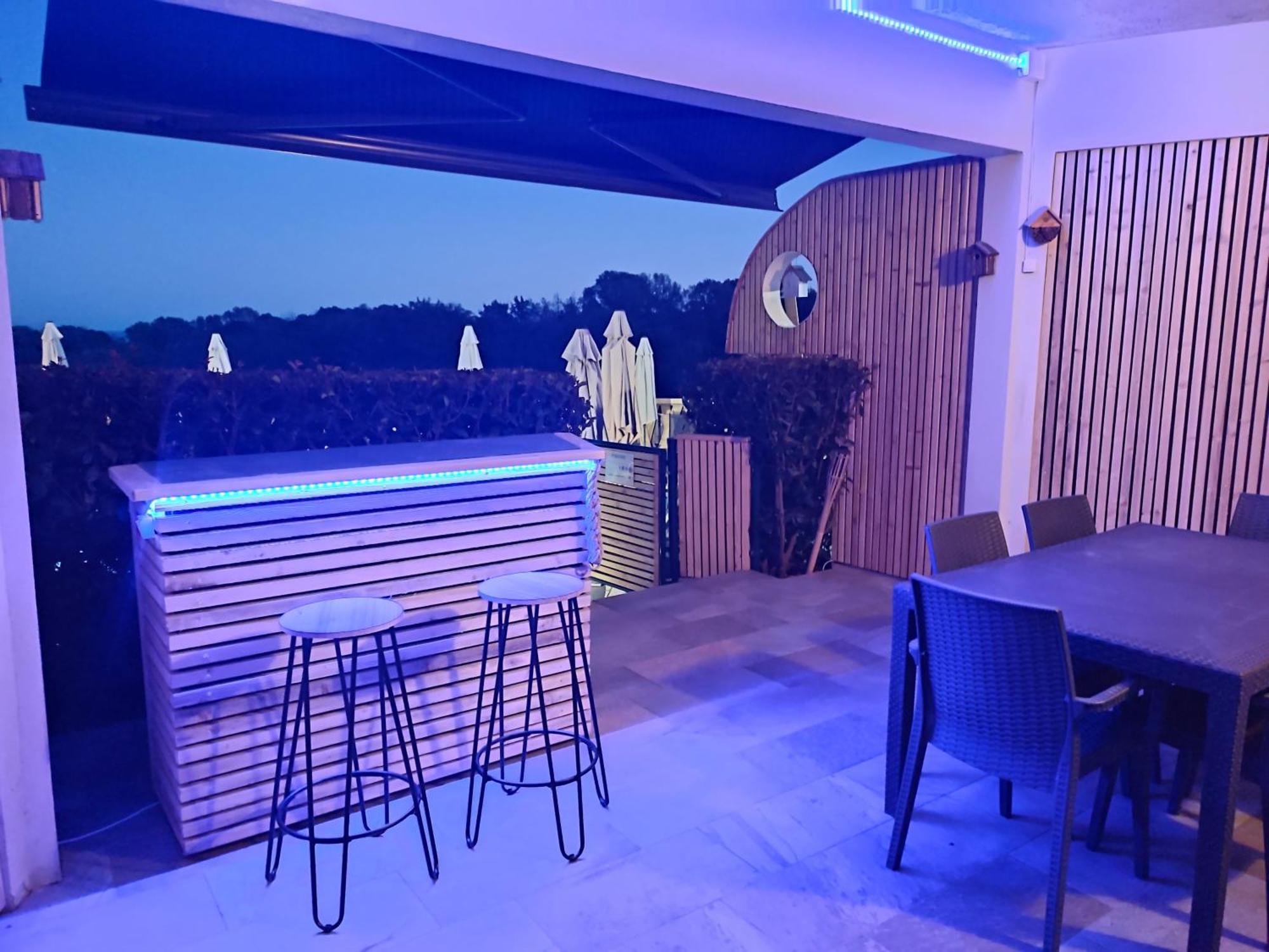Cote Et Mer - Appartement Haut Standing Dans Villa Avec Piscine Et Vue Mer Taglio-Isolaccio Εξωτερικό φωτογραφία