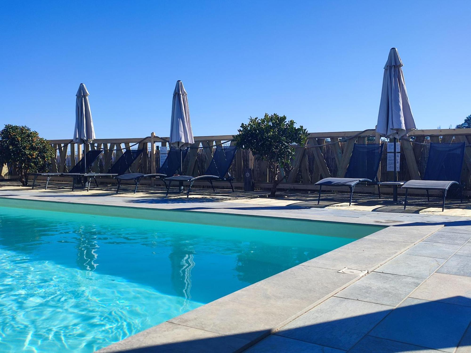 Cote Et Mer - Appartement Haut Standing Dans Villa Avec Piscine Et Vue Mer Taglio-Isolaccio Εξωτερικό φωτογραφία