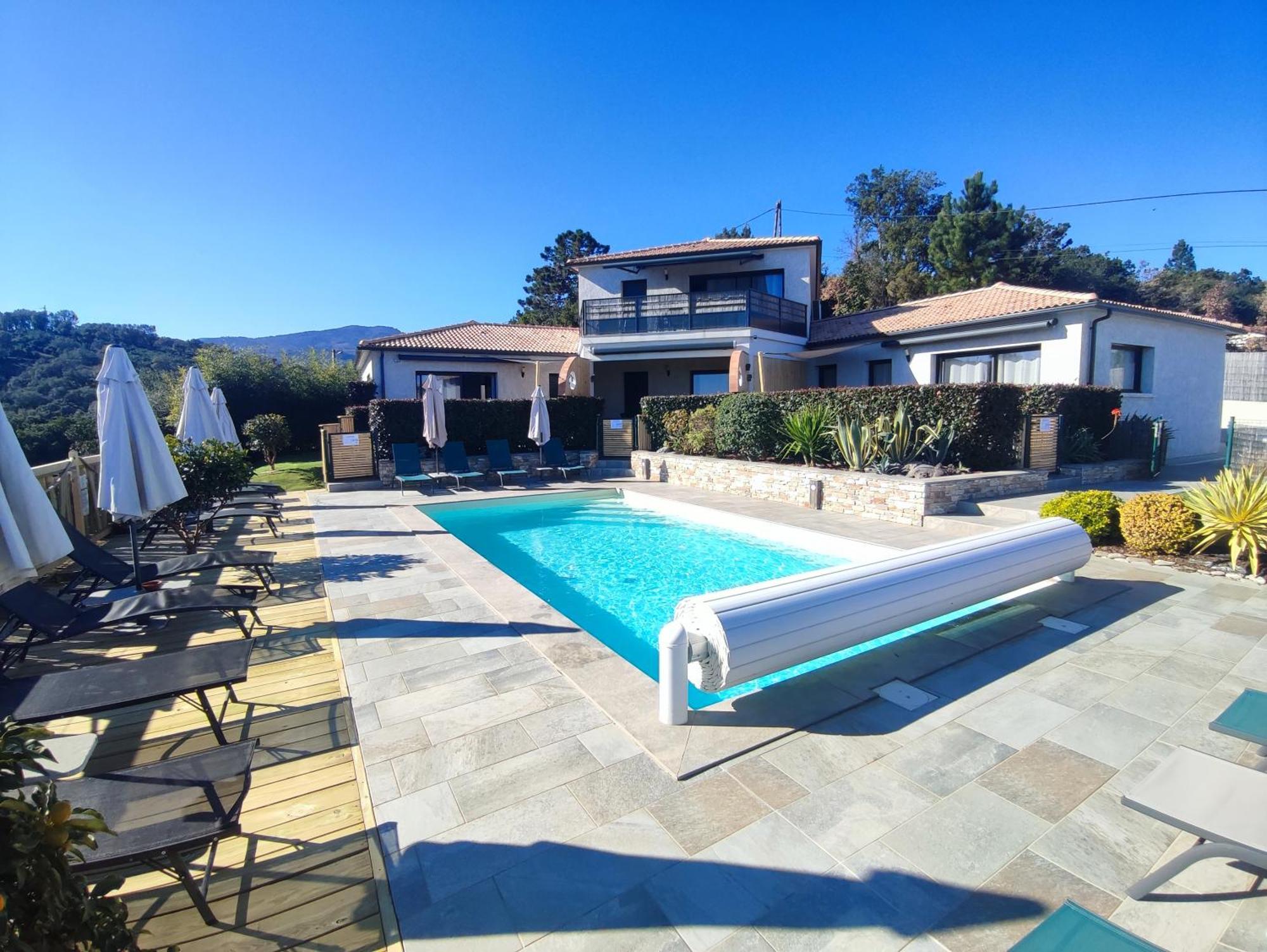 Cote Et Mer - Appartement Haut Standing Dans Villa Avec Piscine Et Vue Mer Taglio-Isolaccio Εξωτερικό φωτογραφία