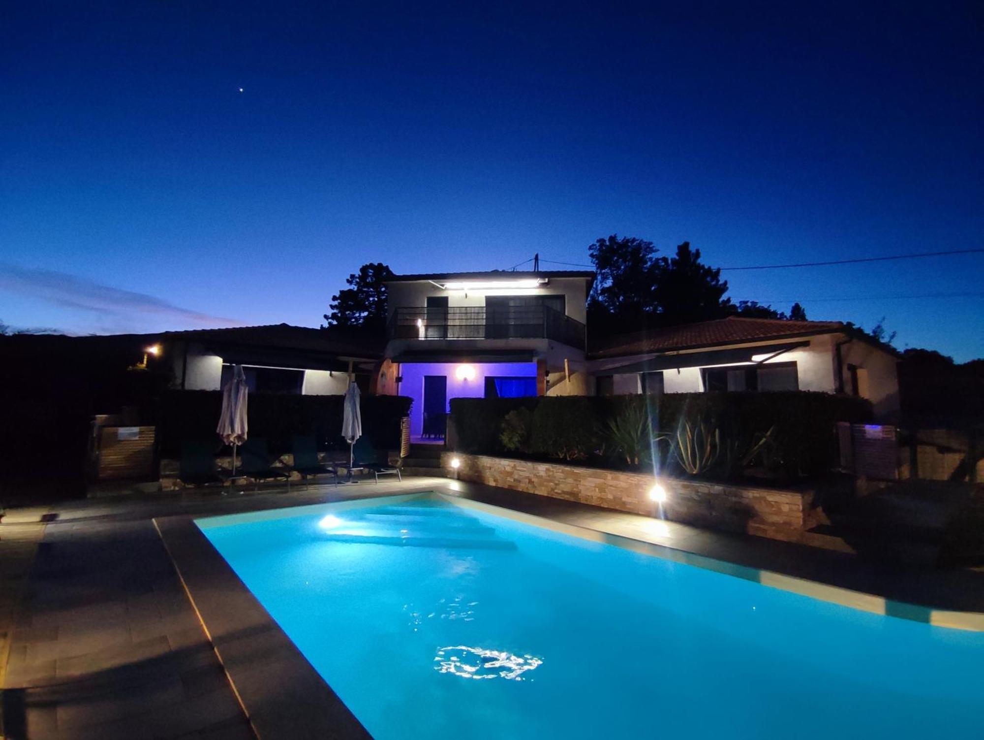 Cote Et Mer - Appartement Haut Standing Dans Villa Avec Piscine Et Vue Mer Taglio-Isolaccio Εξωτερικό φωτογραφία