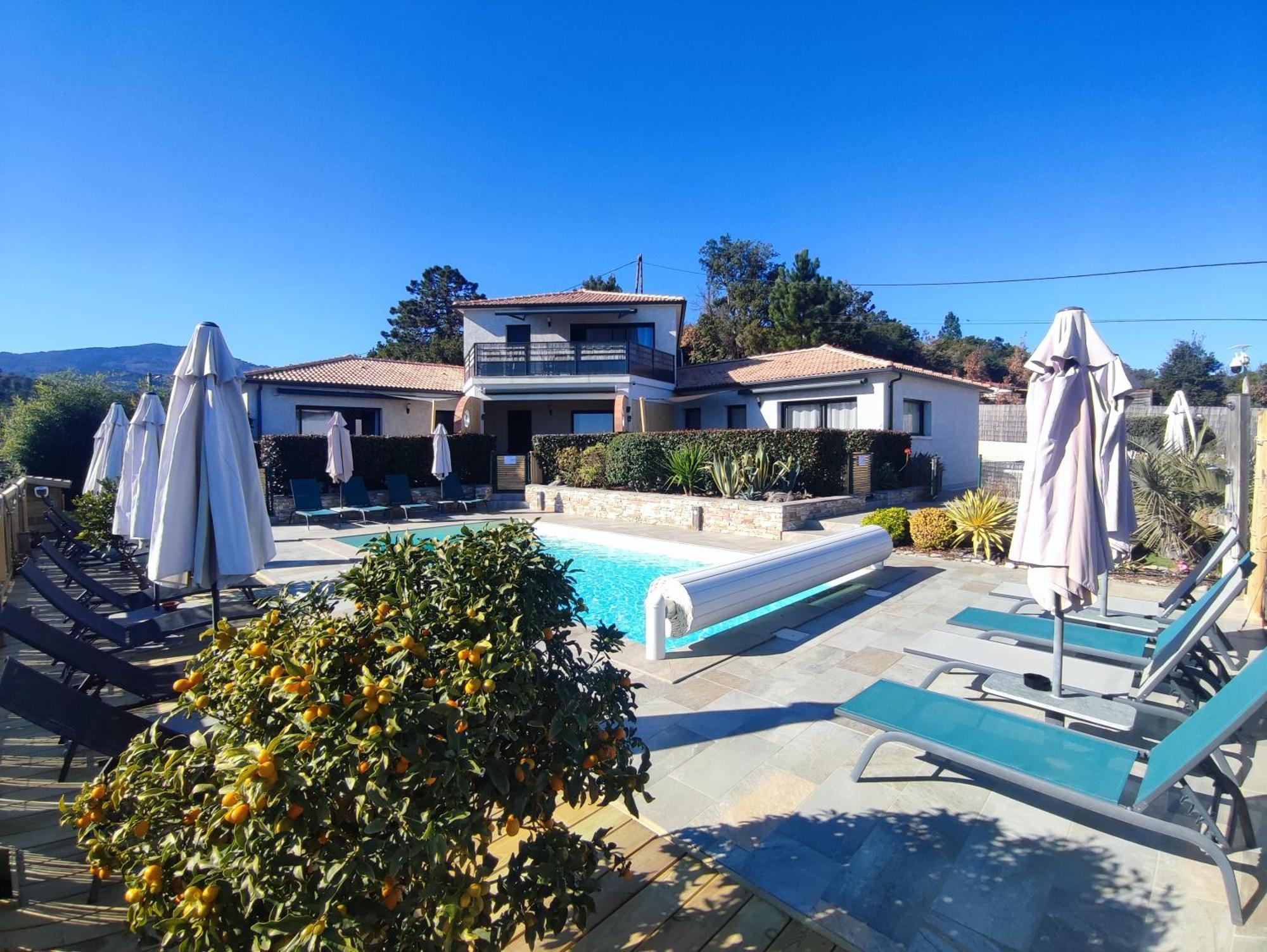 Cote Et Mer - Appartement Haut Standing Dans Villa Avec Piscine Et Vue Mer Taglio-Isolaccio Εξωτερικό φωτογραφία