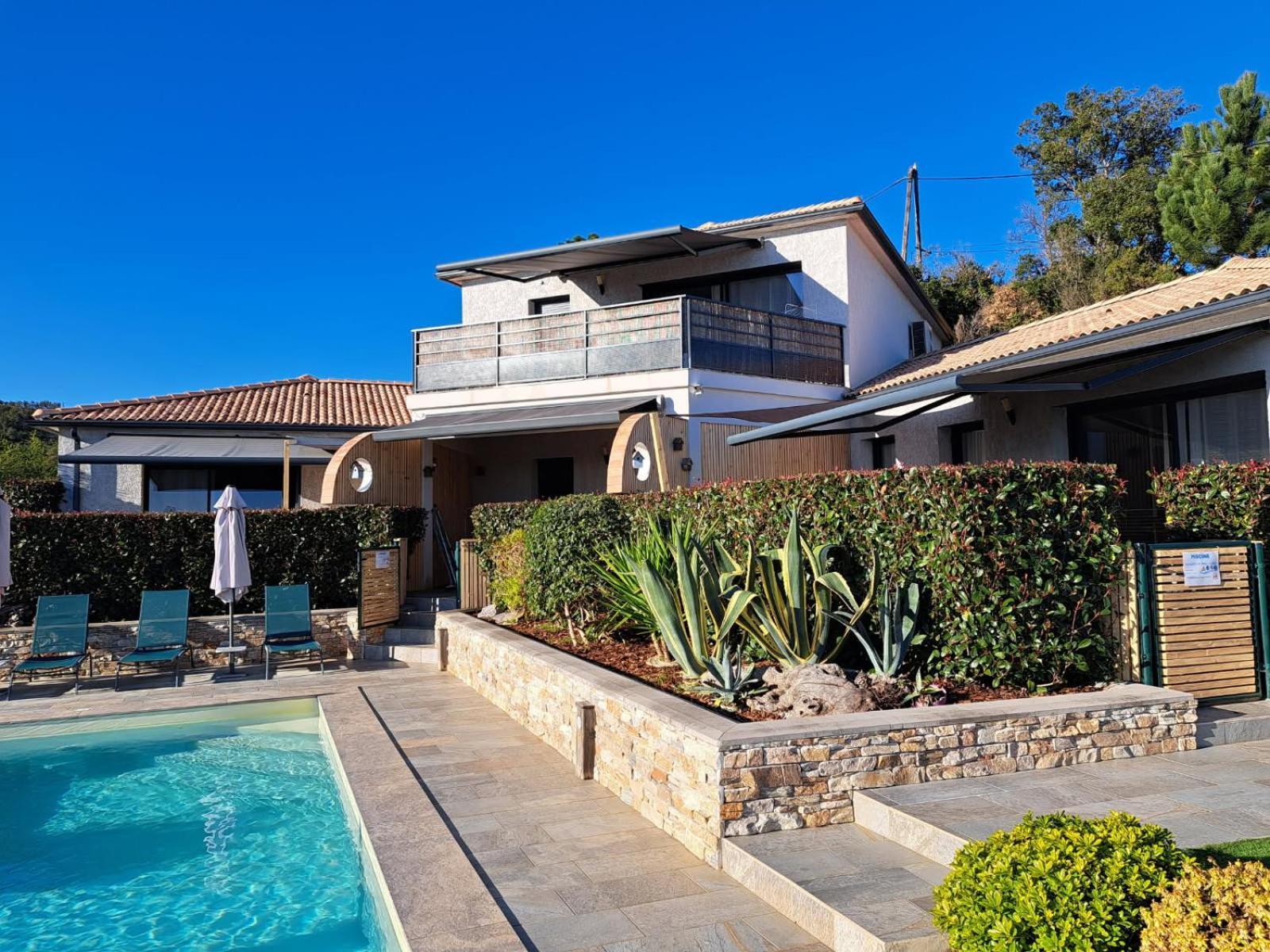 Cote Et Mer - Appartement Haut Standing Dans Villa Avec Piscine Et Vue Mer Taglio-Isolaccio Εξωτερικό φωτογραφία